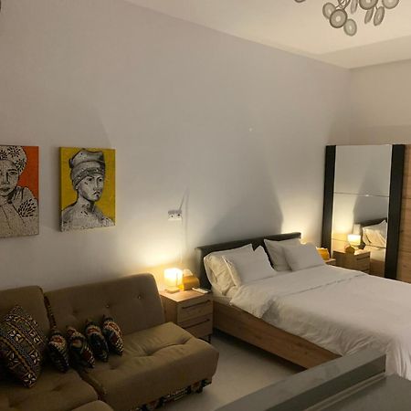 Chez Rima // Studio Tres Chaleureux F1 // Tres Bien Situe ดาการ์ ภายนอก รูปภาพ